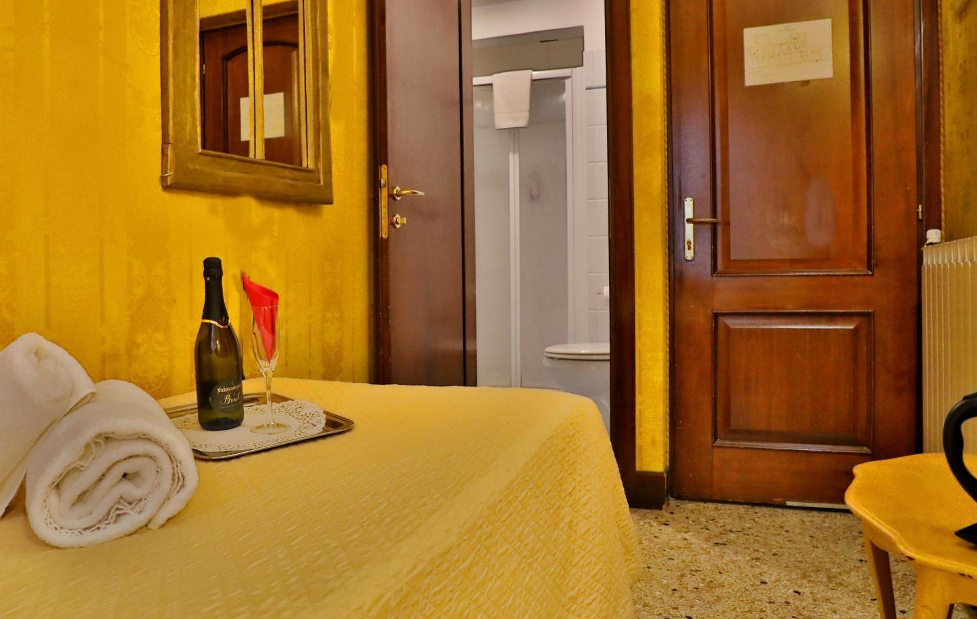 Hotel Noemi Venedig
